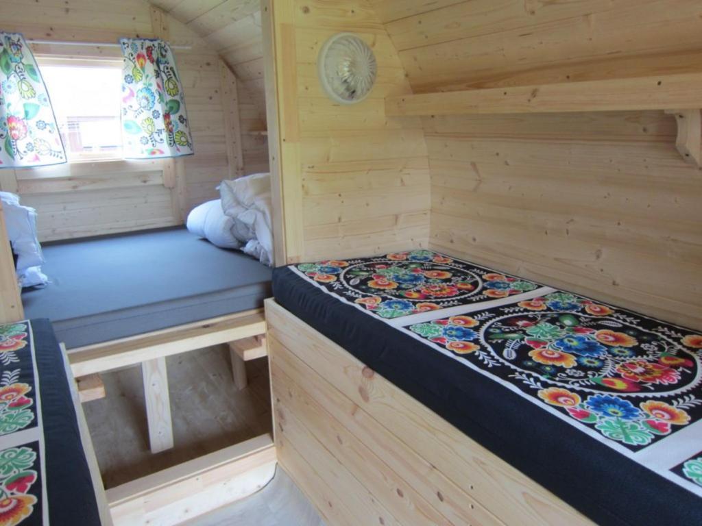 Camp-Wroc Hotel Вроцлав Екстериор снимка